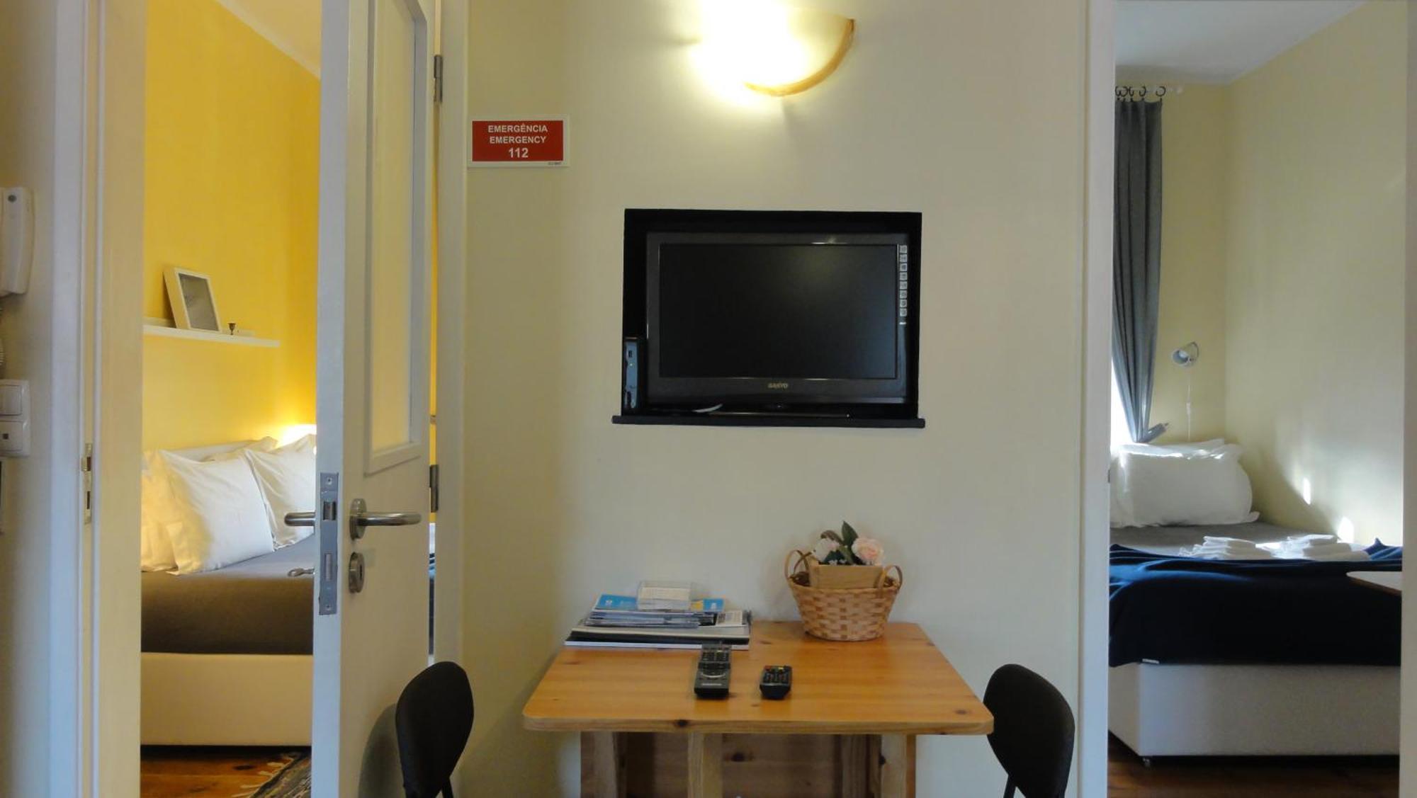 Santa Barbara Apartment Lisbon Bagian luar foto